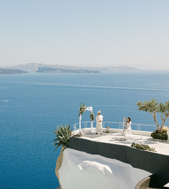 greece-santorini-andronis-luxury-suites-elopement-package-for-two-persons