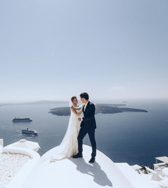 greece-santorini-thermes-wedding-package-with-guests