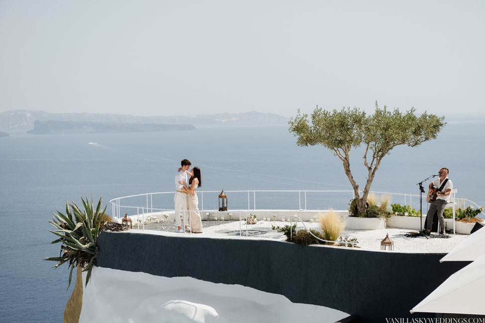 engagement_proposal_venue_santorini_greece_andronis_luxury_suites_photo_shoot