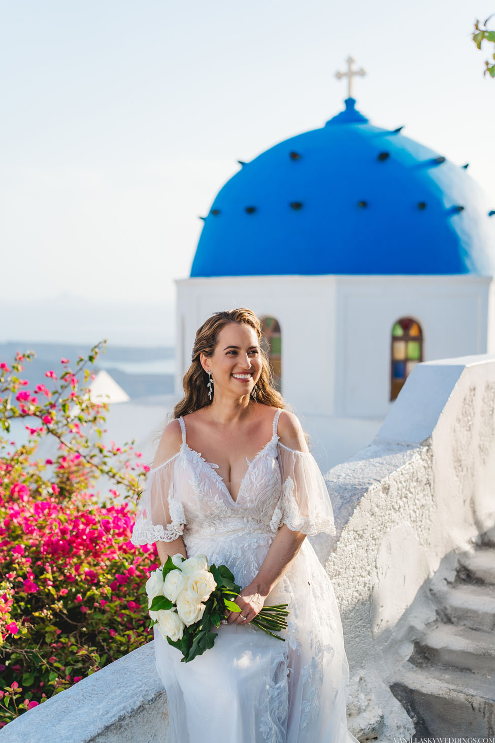 rocabella-hotel-wedding-elopement-infiniti-kiosk-santorini-greece-imerovigli