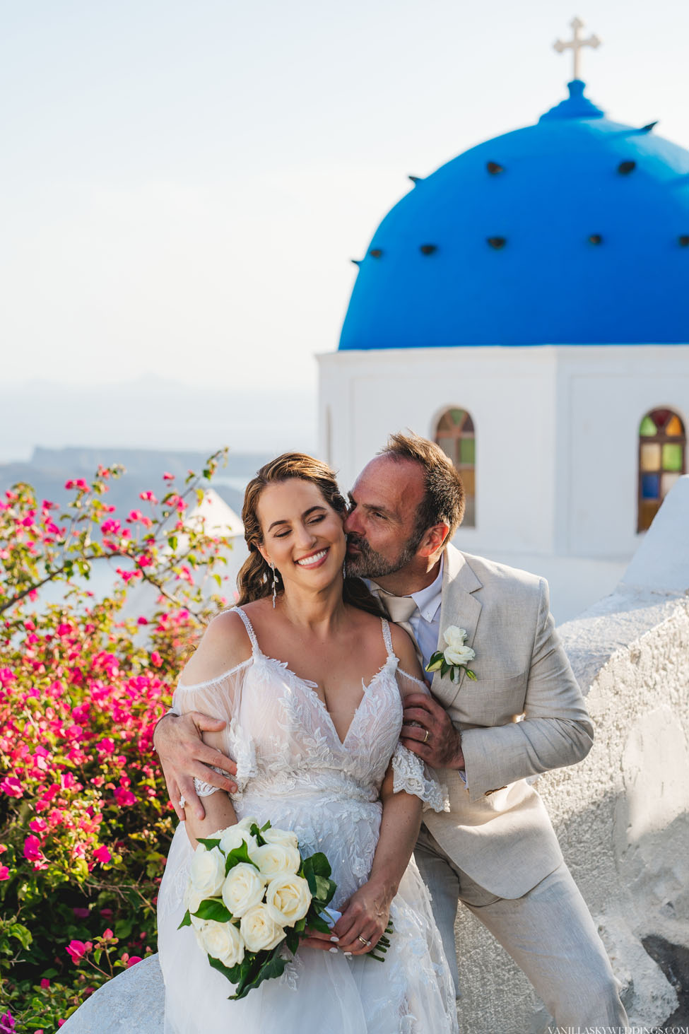 rocabella-hotel-wedding-elopement-infiniti-kiosk-santorini-greece-imerovigli