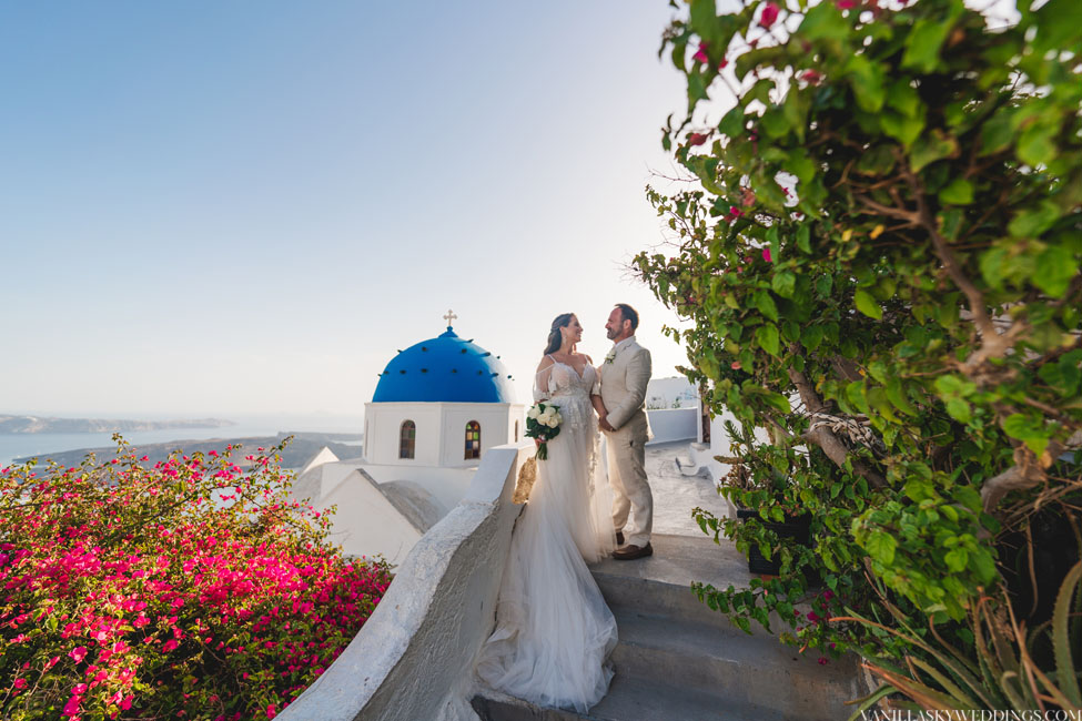 rocabella-hotel-wedding-elopement-infiniti-kiosk-santorini-greece-imerovigli