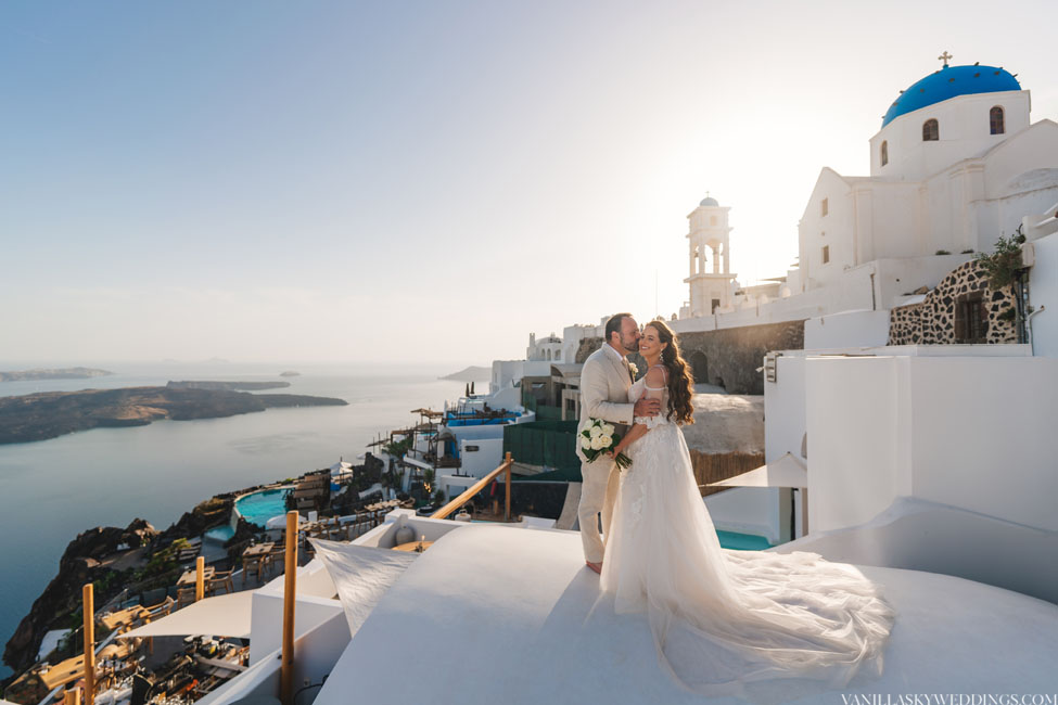 rocabella-hotel-wedding-elopement-infiniti-kiosk-santorini-greece-imerovigli