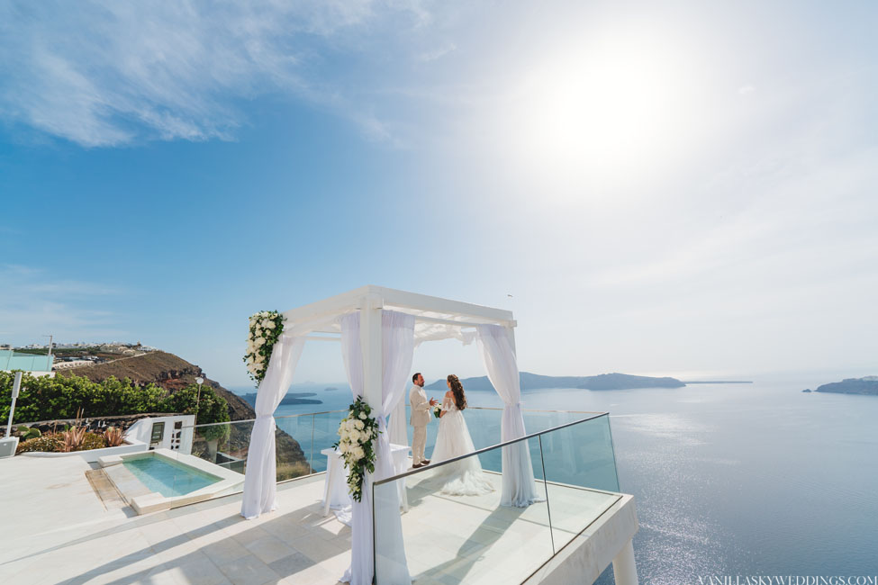 rocabella-hotel-wedding-elopement-infiniti-kiosk-santorini-greece-imerovigli