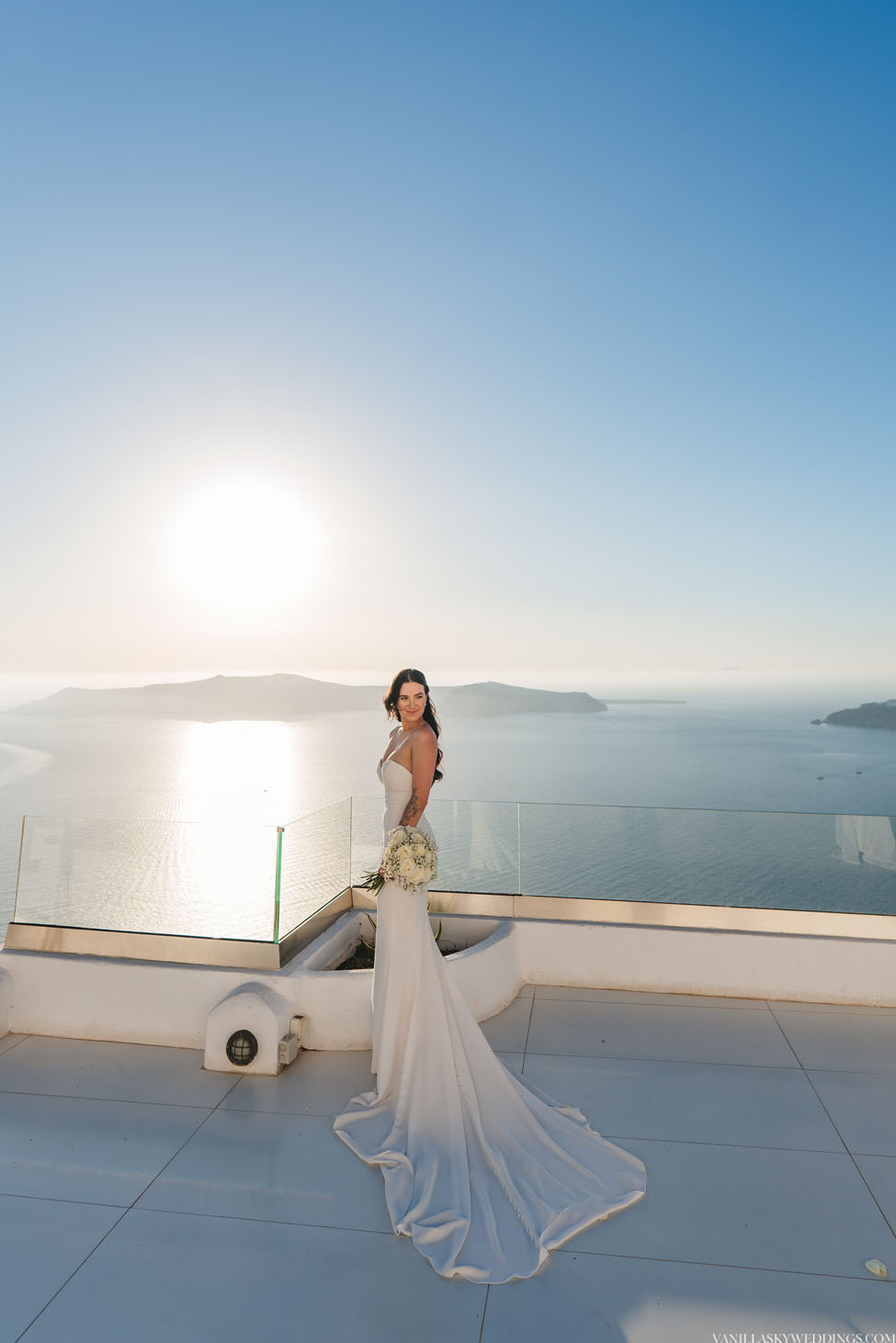 elopement-at-andromeda-villas-hotel-santorini-greece-ceremony