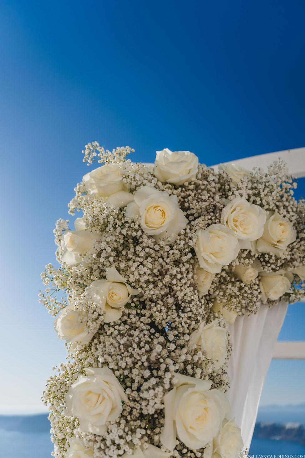 elopement-at-andromeda-villas-hotel-santorini-greece-ceremony