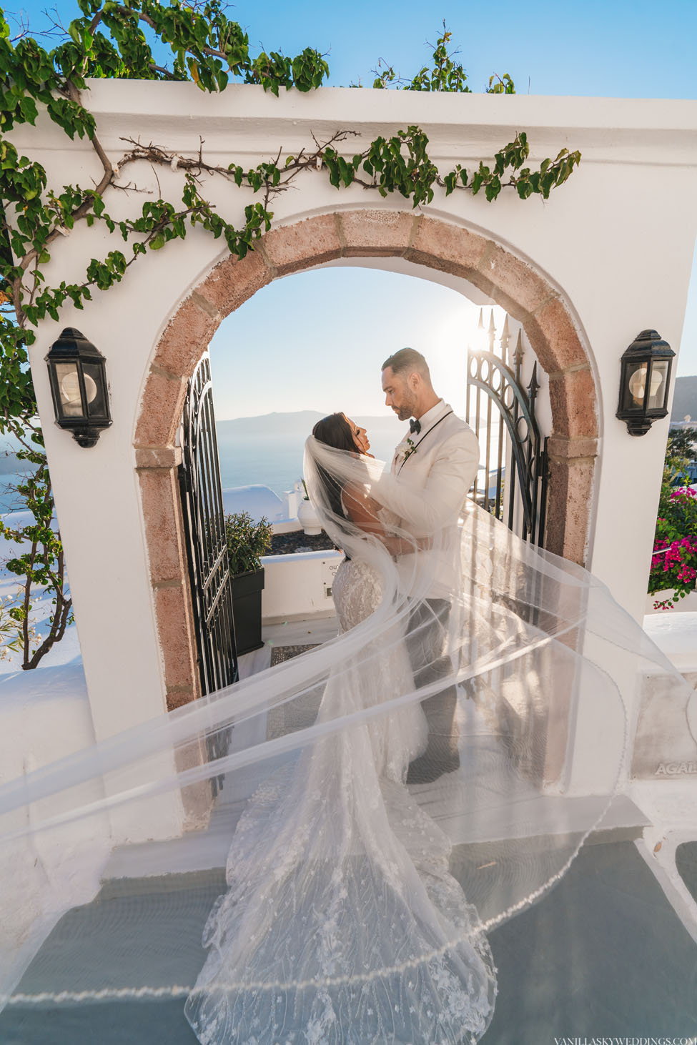 dana-villas-santorini-greece-wedding-elopement-venue