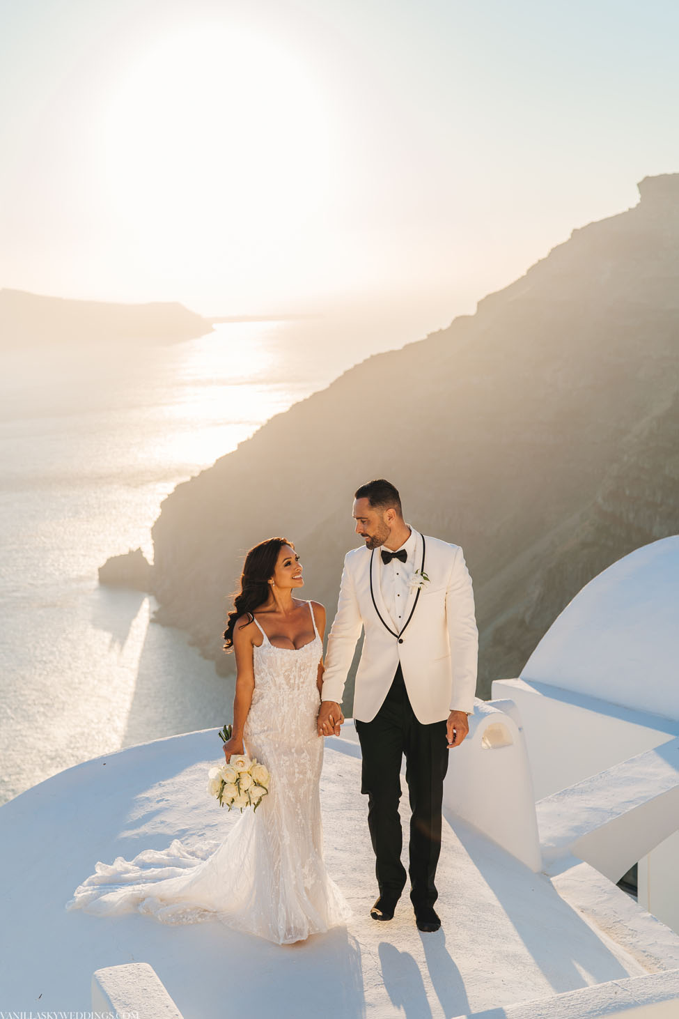 dana-villas-santorini-greece-wedding-elopement-venue