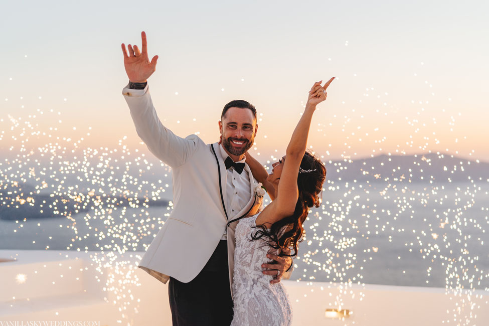 dana-villas-santorini-greece-wedding-elopement-venue