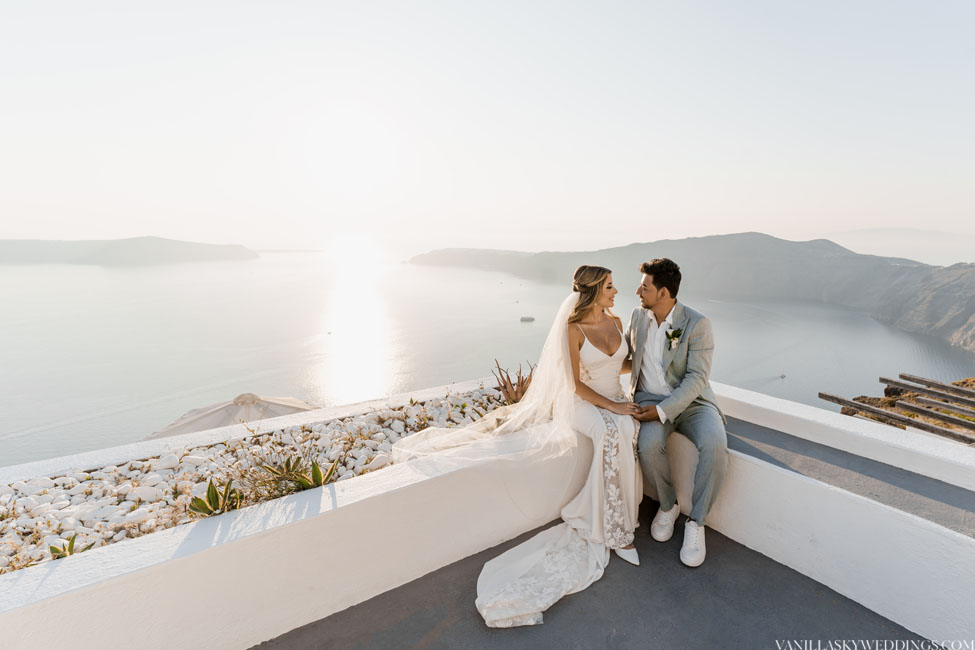 elopement-at-andromeda-villas-hotel-santorini-greece-in-june-vanessa-diego