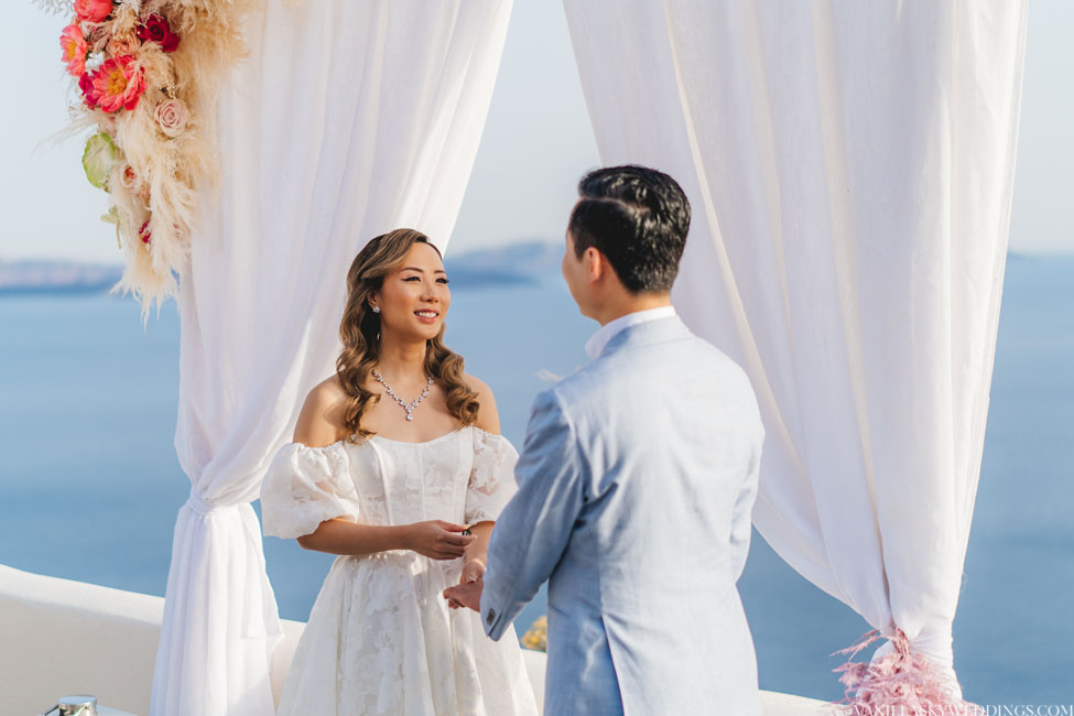 canaves-elopement-wedding-in-santorini-greece-oia