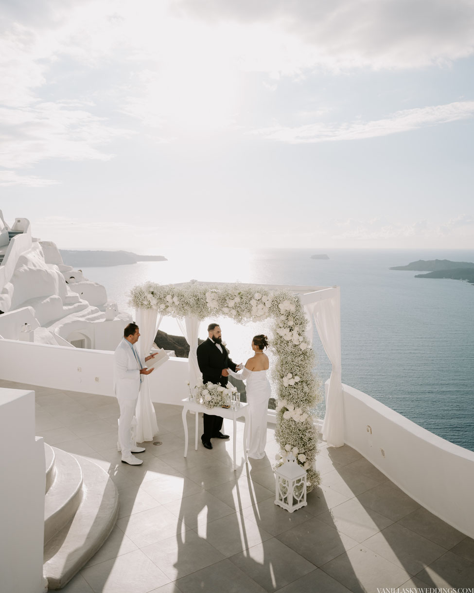 villa-irini-wedding-elopement-santorini-greece