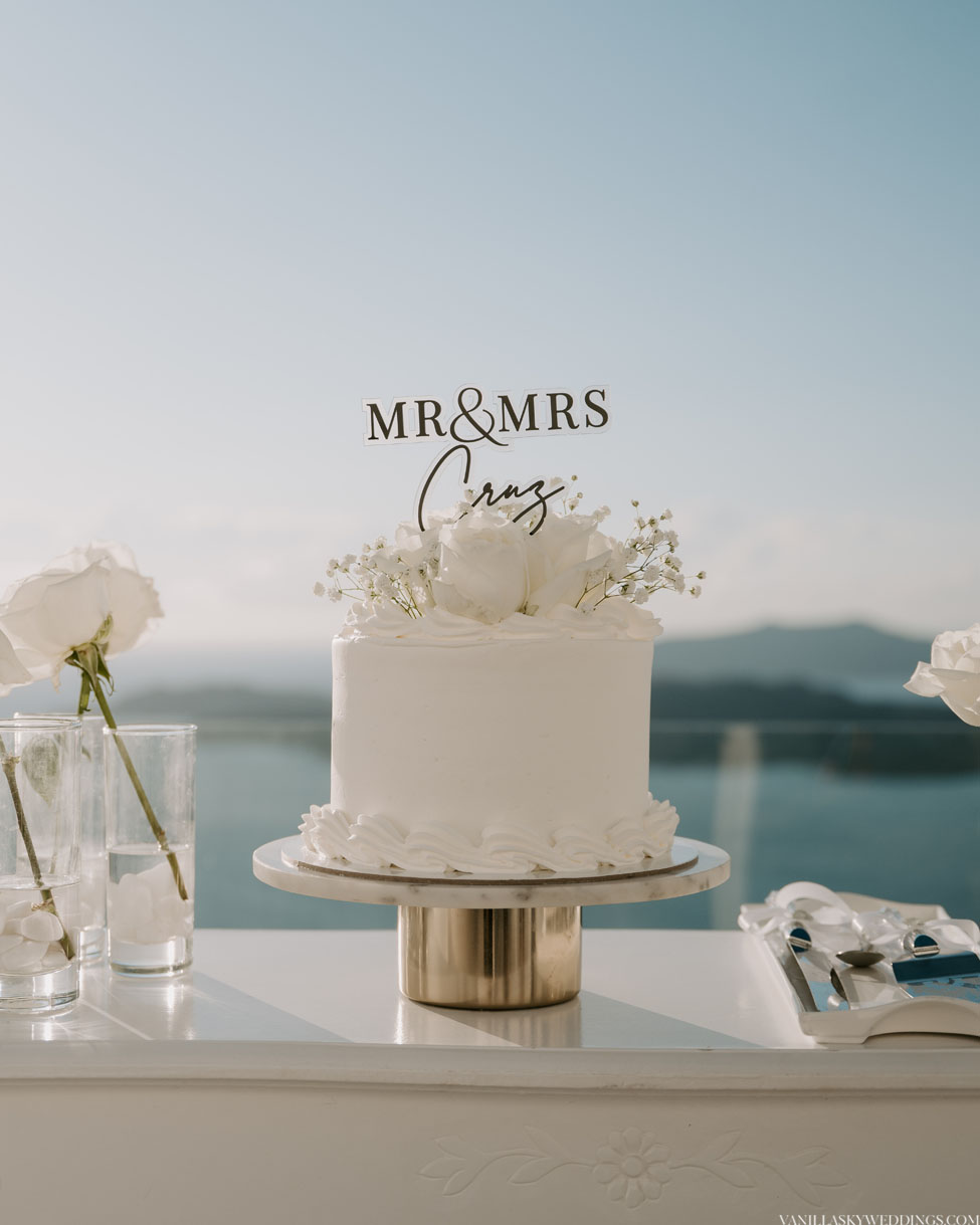 villa-irini-wedding-elopement-santorini-greece