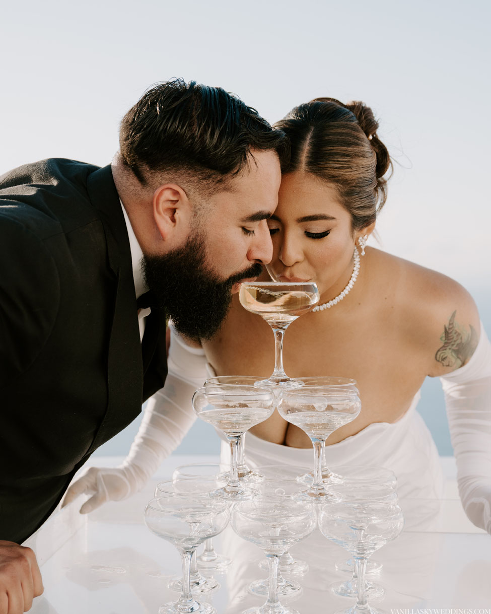 villa-irini-wedding-elopement-santorini-greece