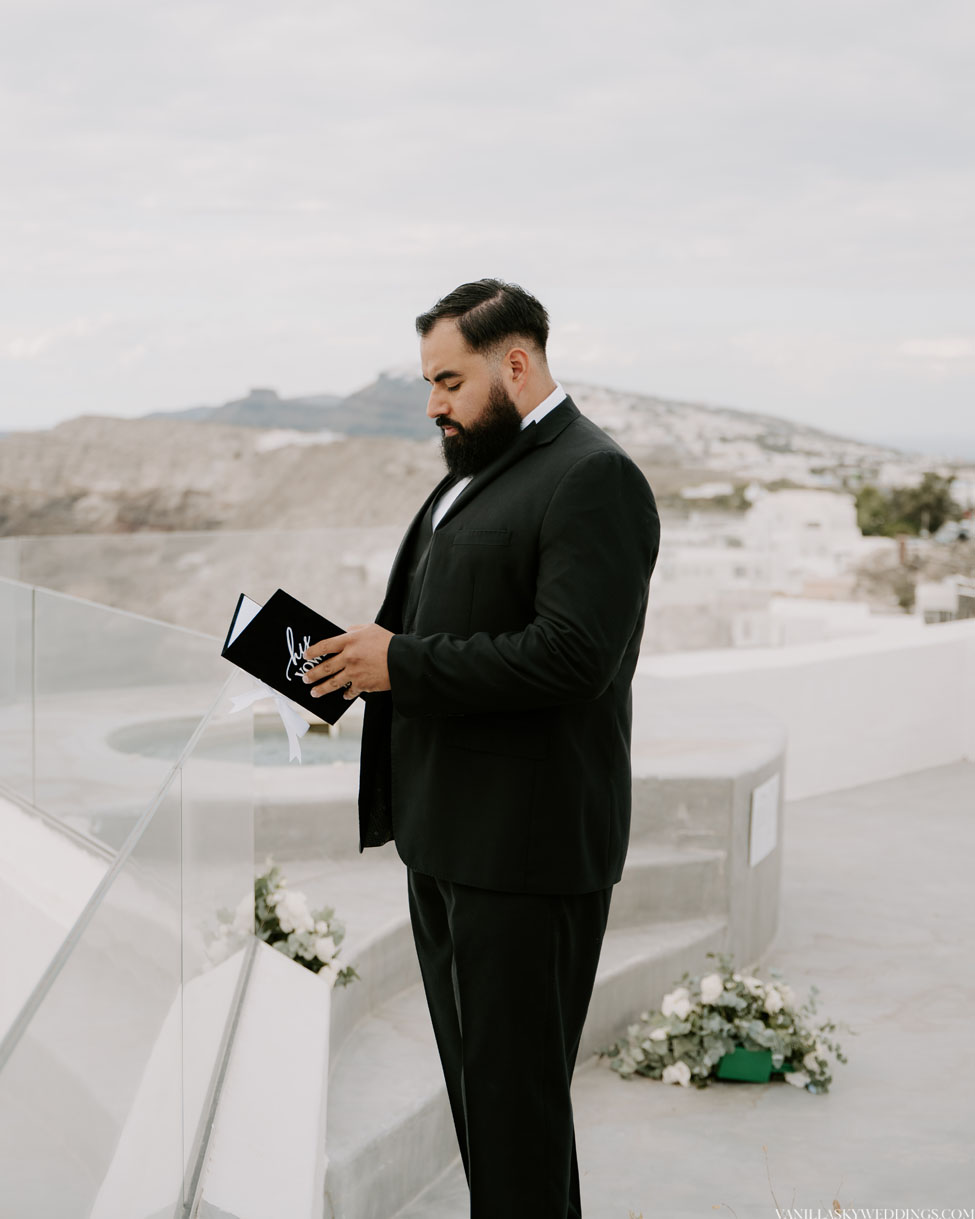 villa-irini-wedding-elopement-santorini-greece