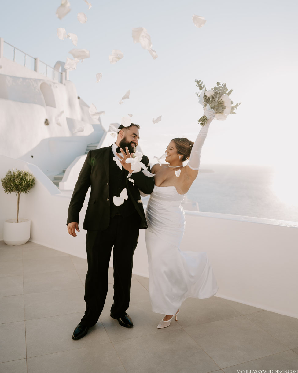 villa-irini-wedding-elopement-santorini-greece
