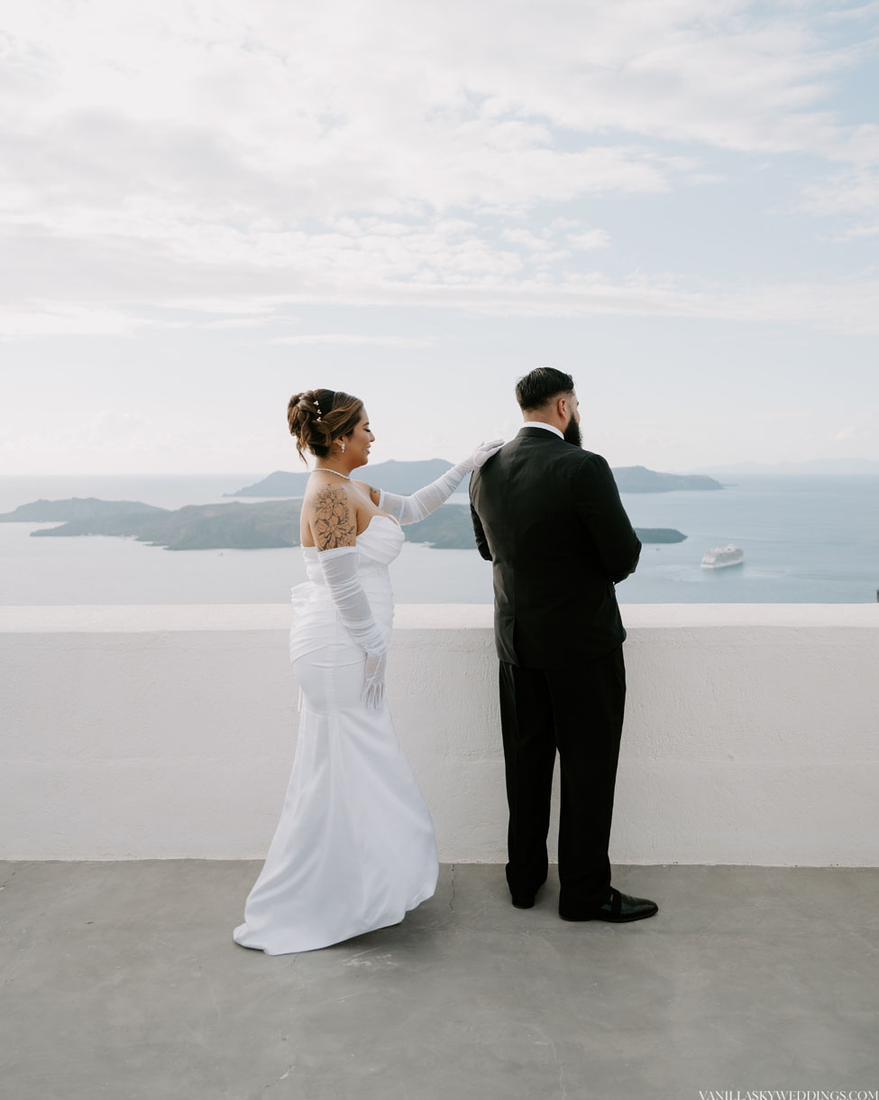 villa-irini-wedding-elopement-santorini-greece