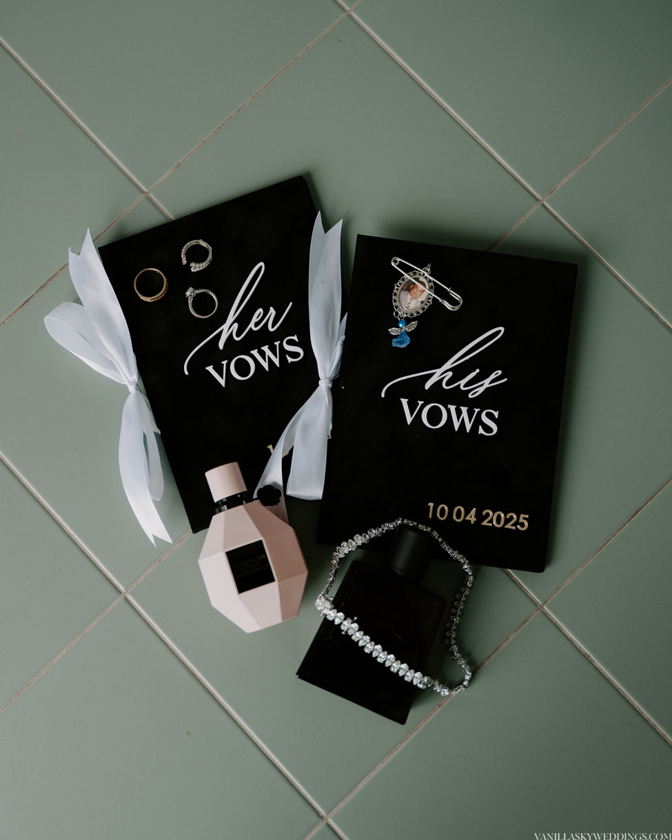 villa-irini-wedding-elopement-santorini-greece