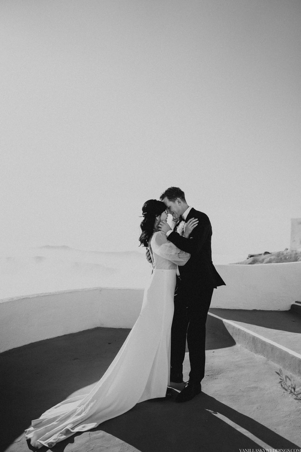 villa-irini-wedding-elopement-santorini-greece-2025-marriage-ceremony-civil