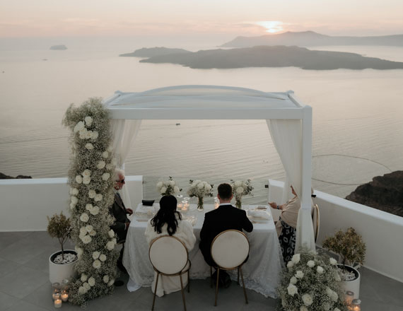 villa-irini-elopement-wedding-greece-santorini