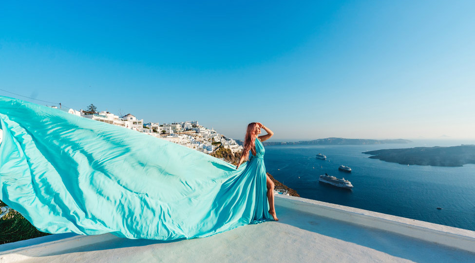 flying_dress_photo_shoot_santorini_greece_book_package_vanillasky9.jpg