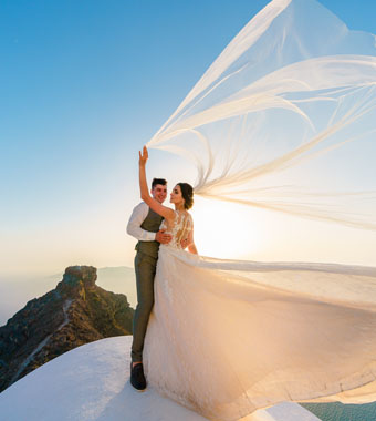 vanilla_sky_wedding_elopement_package_in_santorini