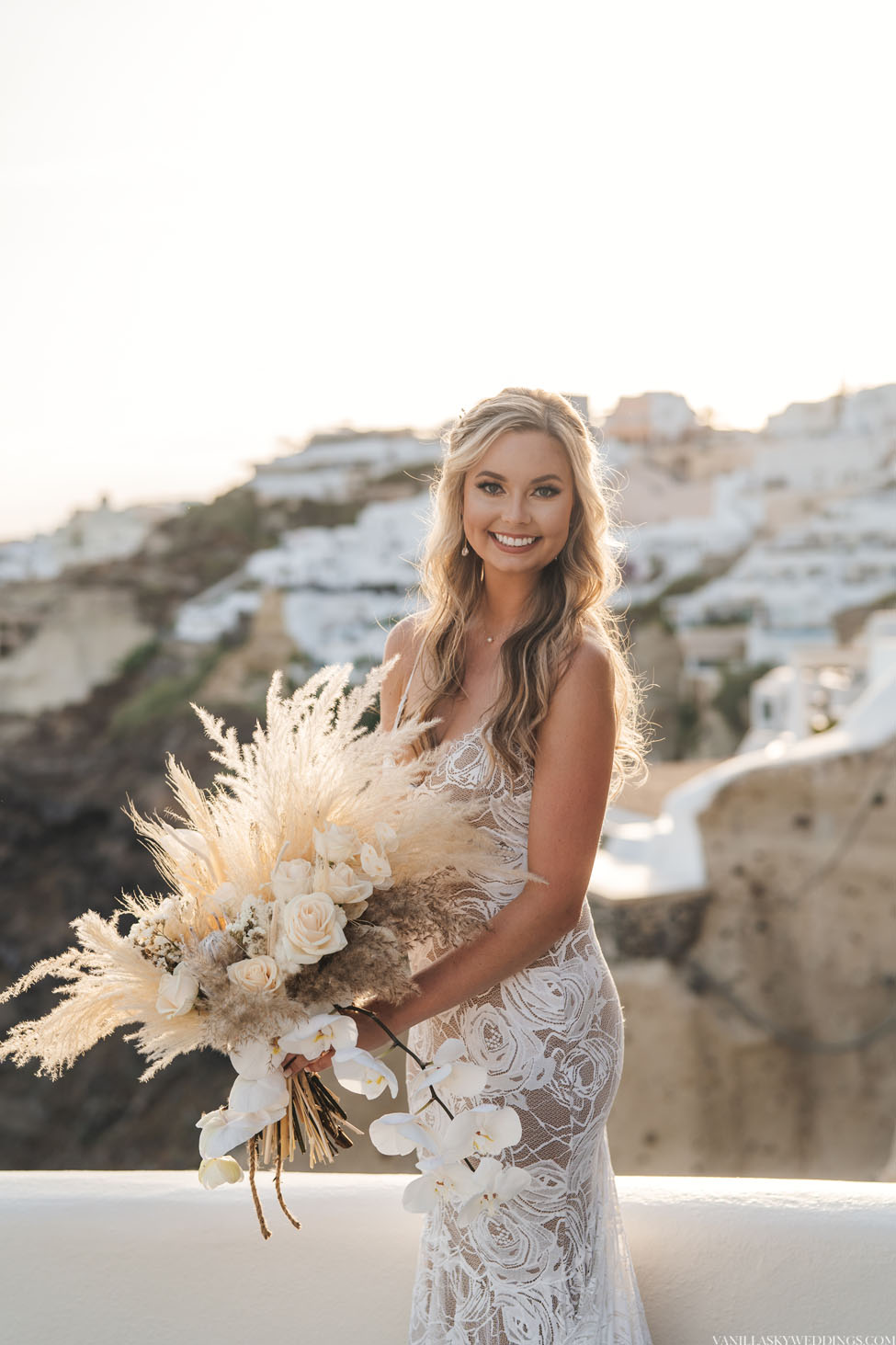 bridal_bouquets_flowers_in santorini_weddings