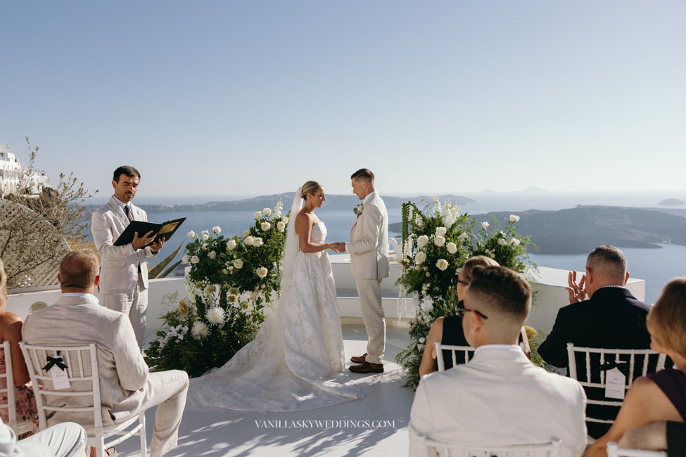 dana_villas-wedding_venue_santorini_greece_vanilla_sky_planner_ceremony_elopement