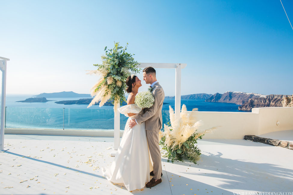 santorini-greece-wedding-package-for-two-persons-elopement