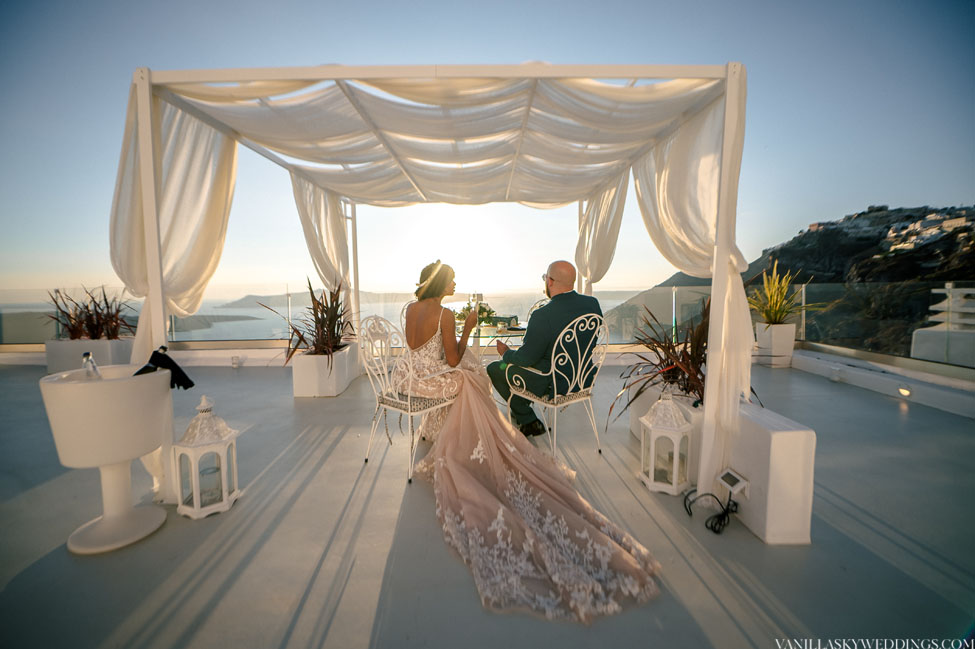 santorini_esperisma_restaurant_athina_luxury_suites_wedding_venue