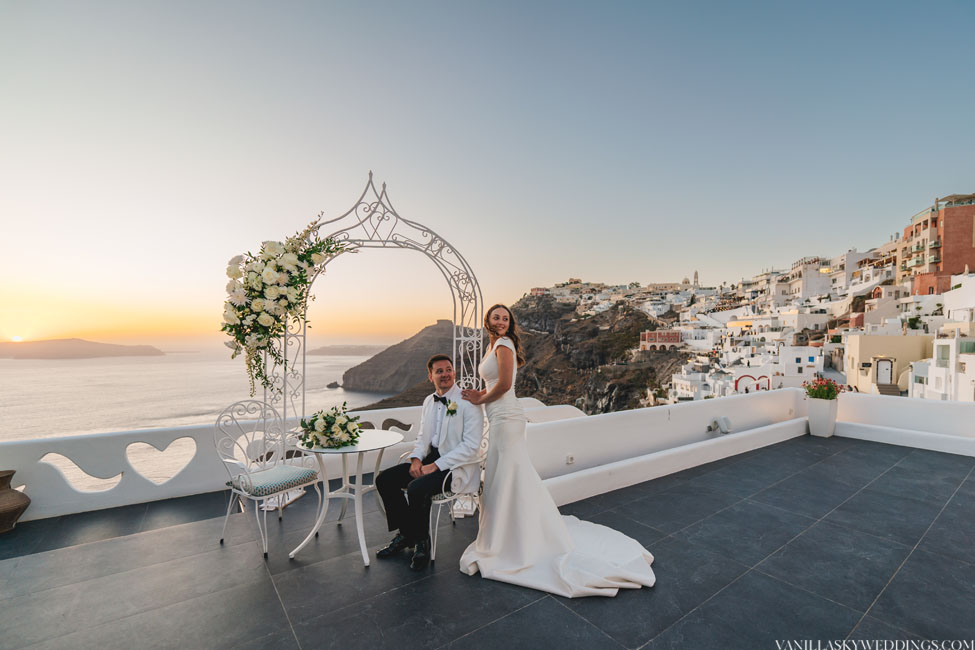 santorini_esperisma_restaurant_athina_luxury_suites_wedding_venue