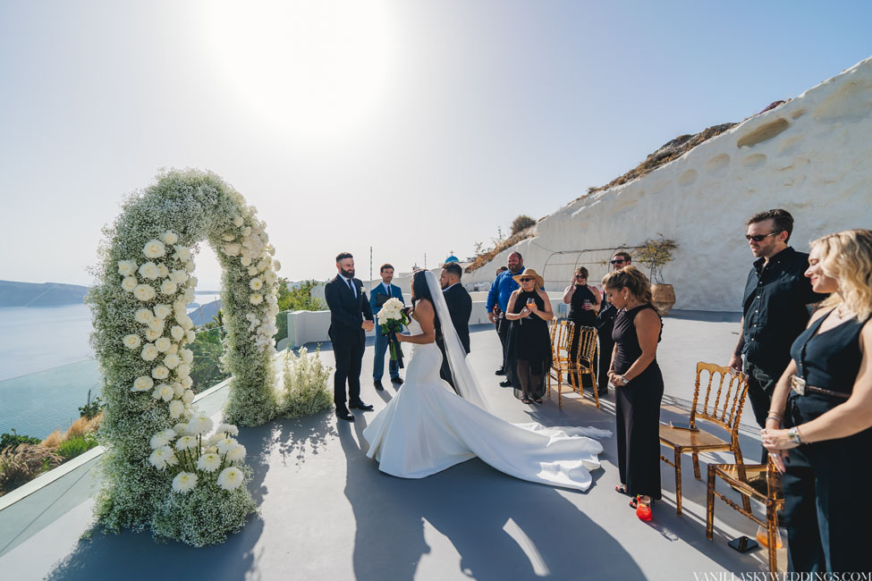 le-cote-oia-villas-wedding_venue_santorini_greece_vanilla_sky_planner_ceremony_elopement