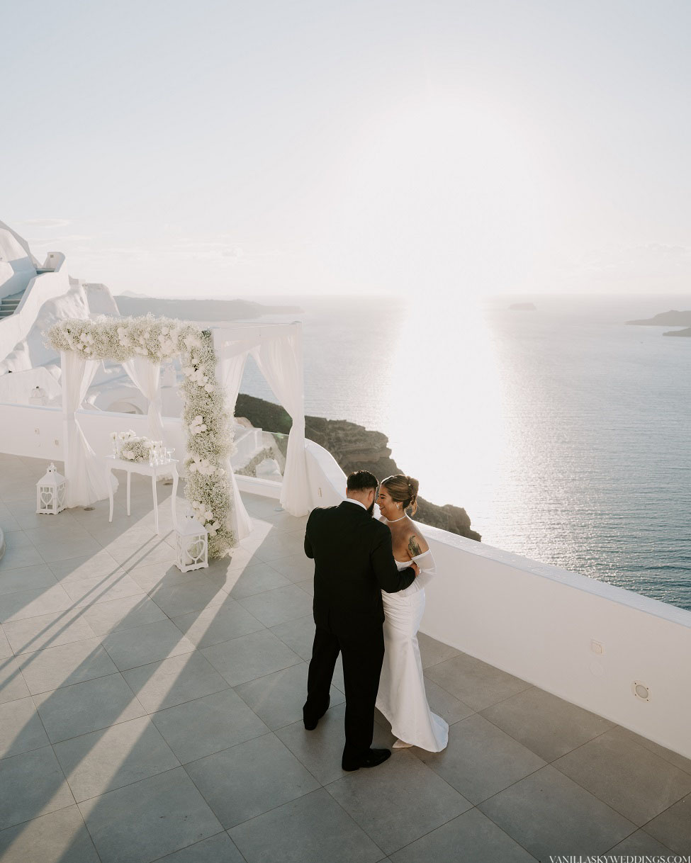 santa_irini_wedding_venue_santorini_greece_villa_irini_marriage_ceremony